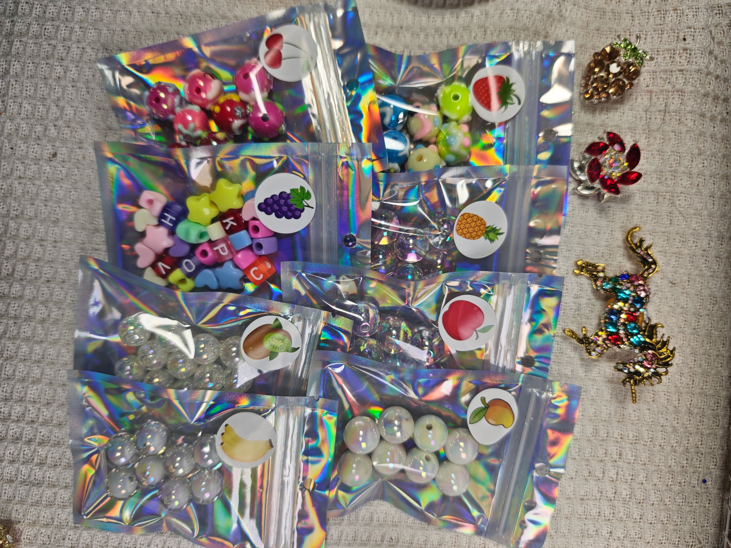 Acrylic beads with wish fruits -Ken shop
