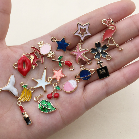 Lucky Enamel Pendant-Ken shop