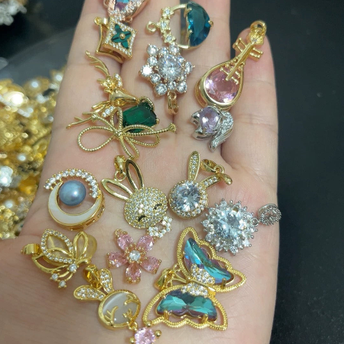 !!! NEW  Lucky Alloy Pendant-Ken shop